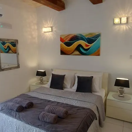 Spqr 2 Appartement La Valette