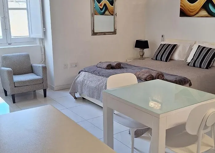 Spqr 2 Apartment Valletta
