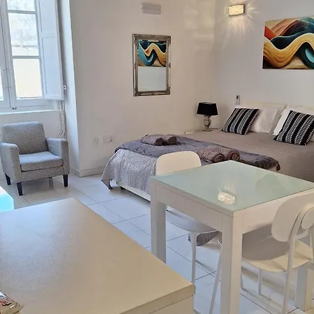 Spqr 2 Daire Valletta